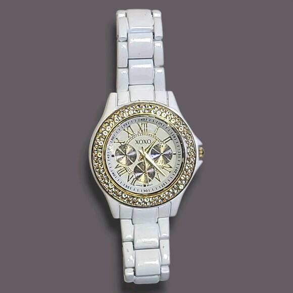 XOXO Women's White & Gold Tone Chronograph Wrist Watch XO5287 New Battery - Picture 1 of 8